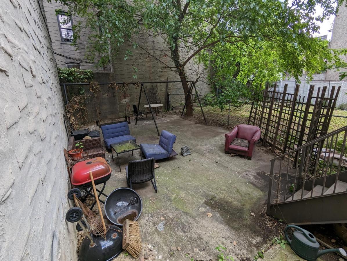 Central & Affordable Williamsburg Small Room Nova Iorque Exterior foto